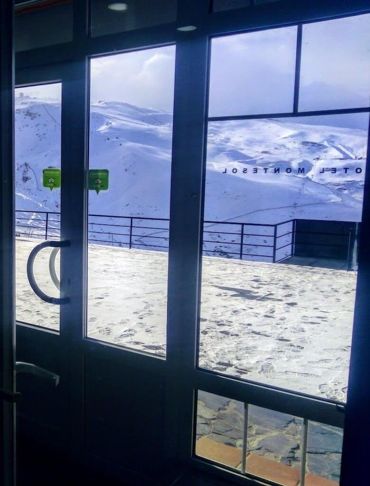 סיירה נבדה Hotel Montesol Arttyco מראה חיצוני תמונה